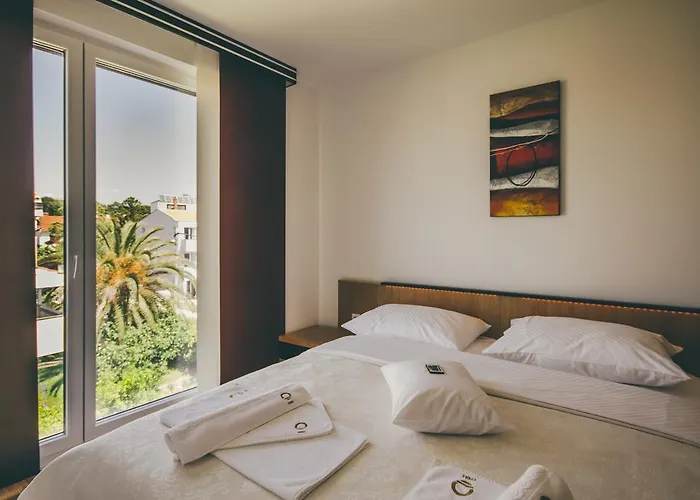 Διαμέρισμα Opera *